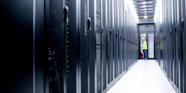 機房動環(huán)監(jiān)控系統(tǒng)：現(xiàn)代機房管理的核心支撐