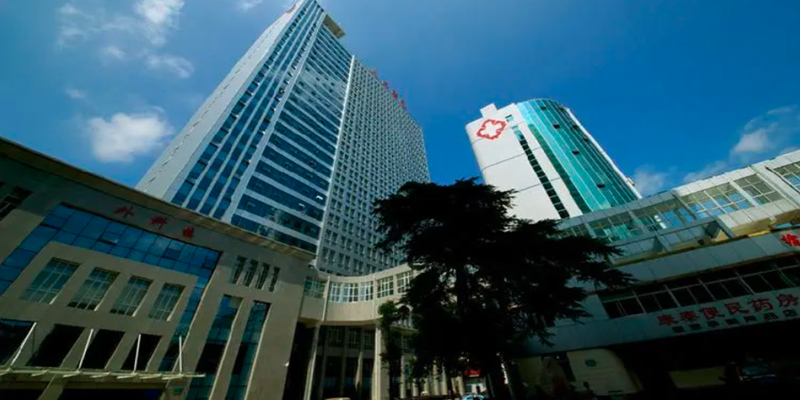 湖北天門醫(yī)院機(jī)房監(jiān)控項(xiàng)目