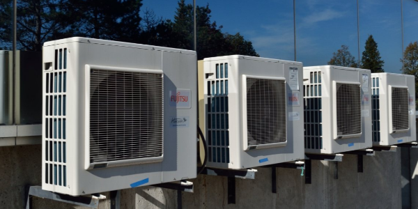 空調(diào)切換控制器